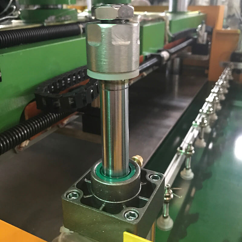 Dalilu-Large Die Cutting Machine Automatic Conveyor Belt Feeding Type-3